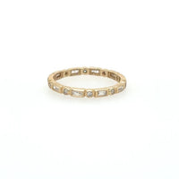 Yellow gold ring with baguette and round diamonds
