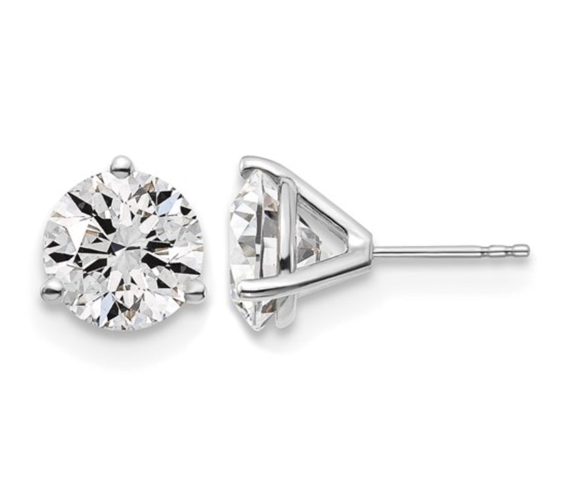 Lab-grown Diamond Stud Earrings