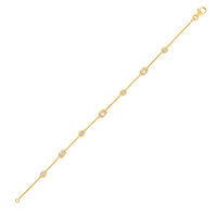 The Karat Concierge Sloane bracelet featuring 14K yellow gold chain with bezel set natural diamonds